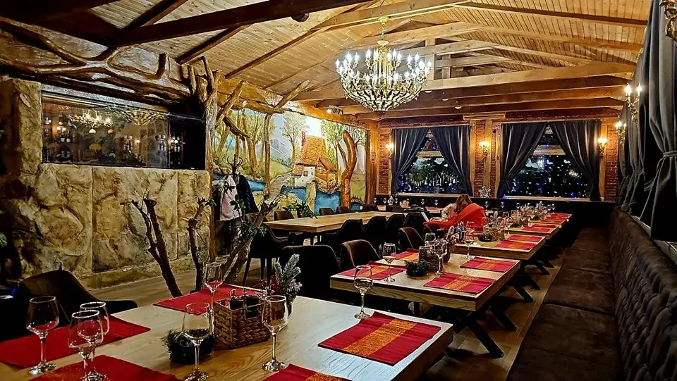 Restaurant Taverna LU SALE