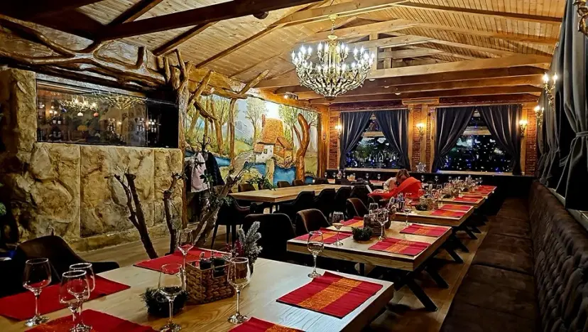 https://honeypot0.s3.amazonaws.com/1704528492472-gallery-RESTAURANT%20TAVERNA%20LU%20SALE%20%282%29.webp