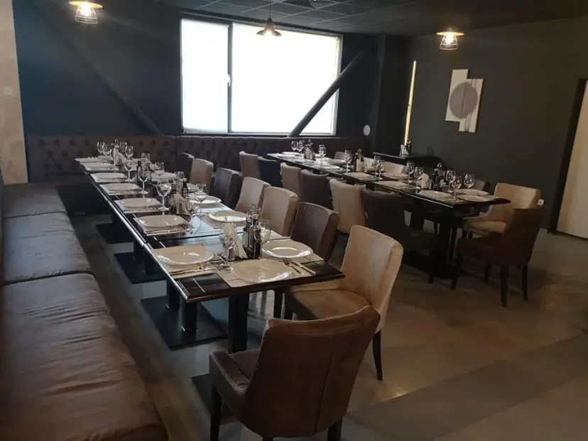 https://honeypot0.s3.amazonaws.com/1704704027205-gallery-RESTAURANT%20PANORAMIC%20%20%282%29.webp