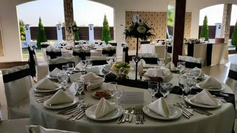 https://honeypot0.s3.amazonaws.com/1704927596956-gallery-restaurant-casa-maria%20%287%29.webp