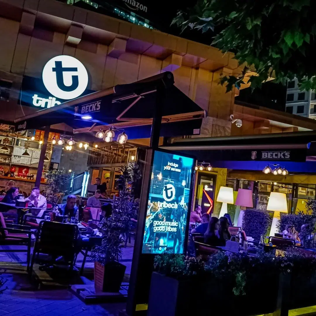 Tribeca Pub And Charcoal Grill