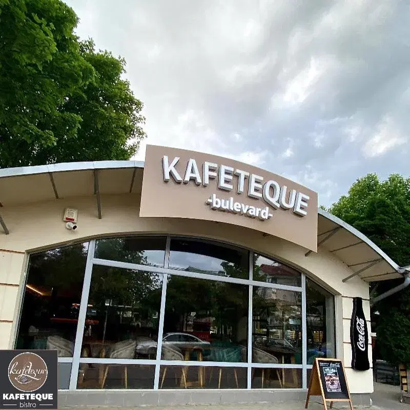 Kafeteque Bistro