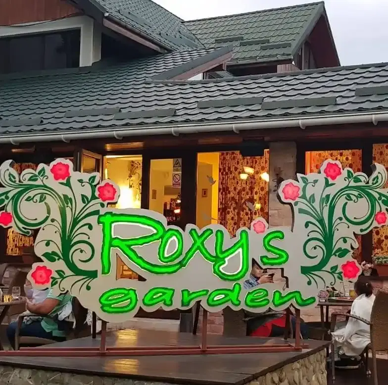 Restaurant Roxys Garden