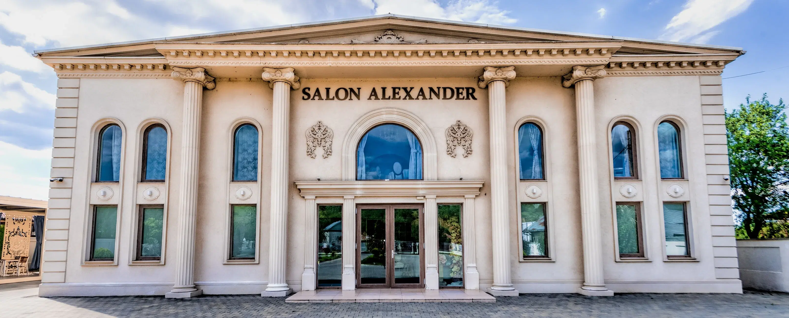 Salon Alexander