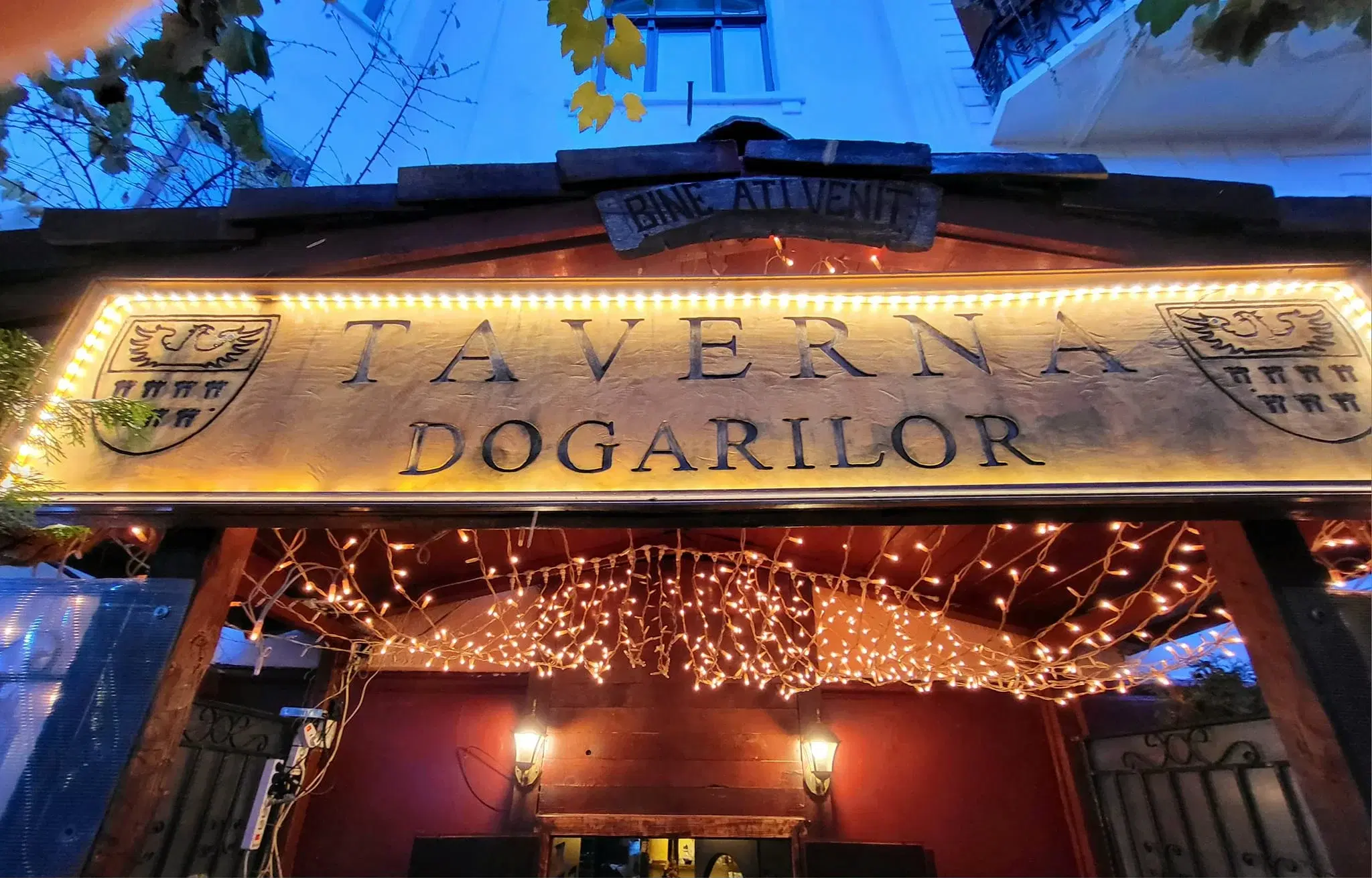 Taverna Dogarilor