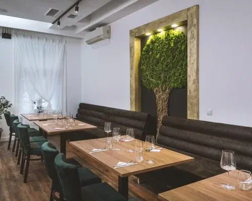 https://honeypot0.s3.amazonaws.com/gallery/1712674789132-gallery-Nossa%20The%20Restaurant%20%284%29.webp