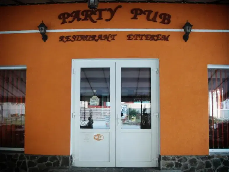 Party Pub