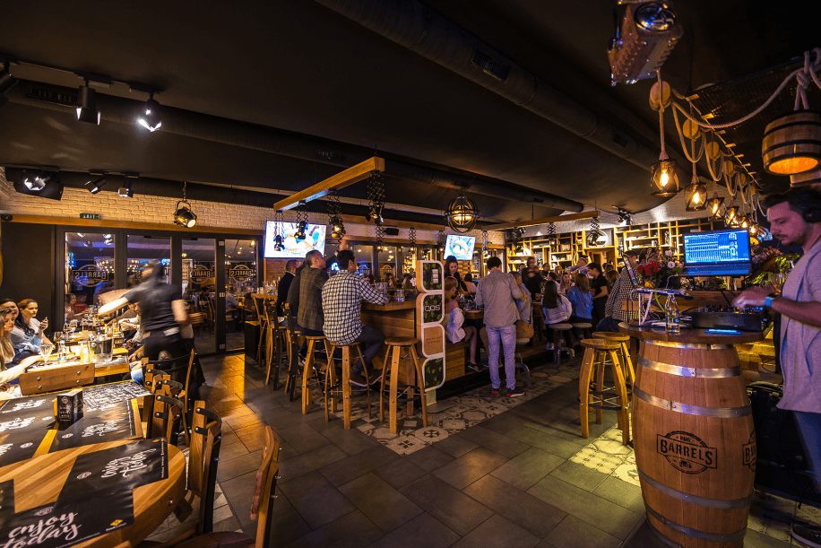 Barrels Pub Mamaia